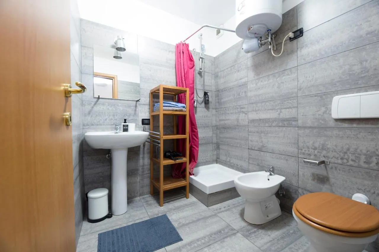 Posta House By Holiday Home 24 Genoa Apartment