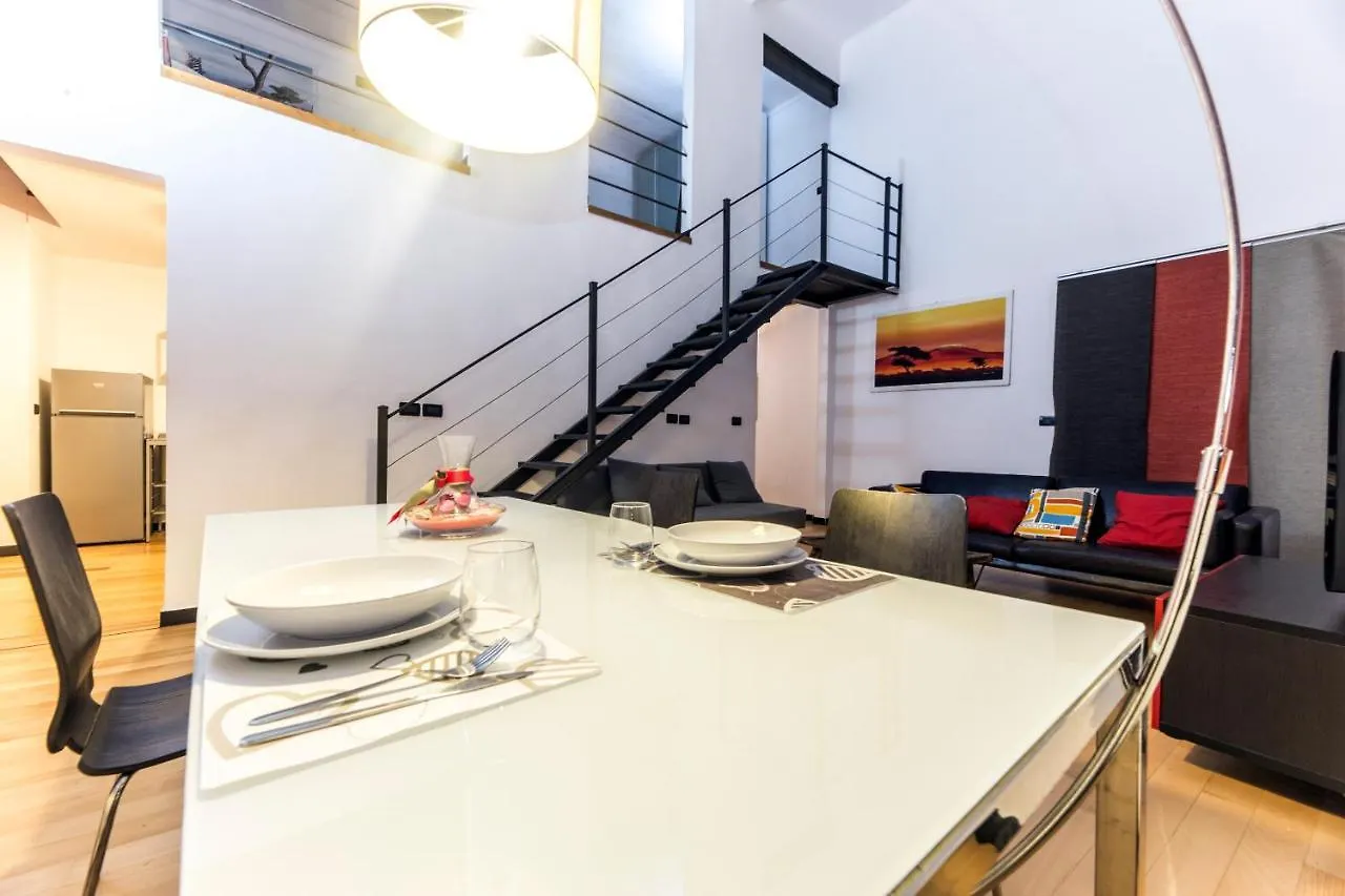 Posta House By Holiday Home 24 Genova